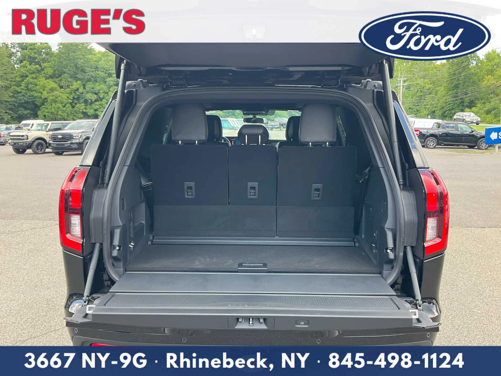 New 2027 Agate Black Metallic Ford Tremor image 15