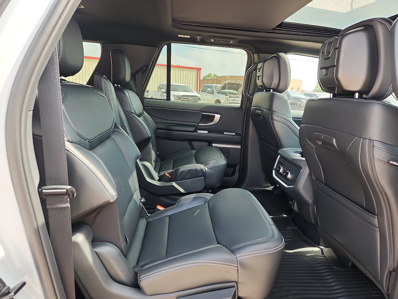 New 2026 Space Silver Metallic Ford MAX Platinum® image 19