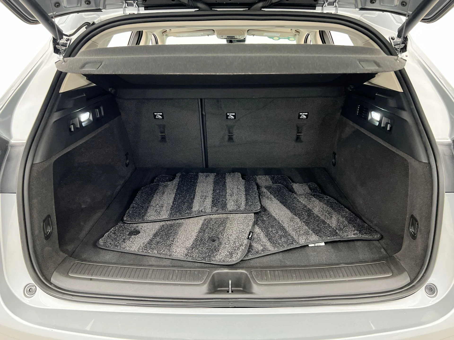 Certified Used 2023 Gray Buick Avenir image 40
