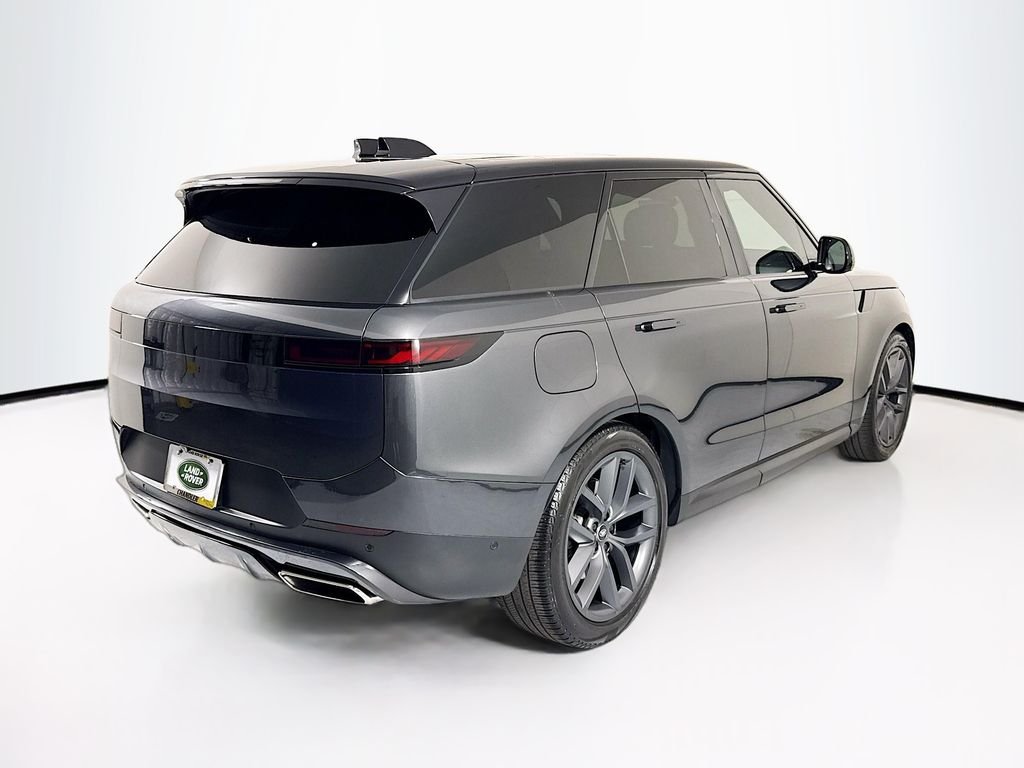 Used 2024 Carpathian Grey Premium Metallic Land Rover SE image 5
