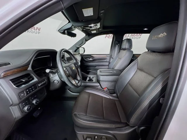 2023 Chevrolet Suburban High Country - Photo 10