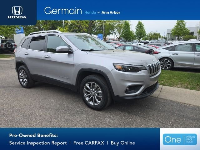 Used 2020 Billet Silver Metallic Jeep Latitude Plus image 35