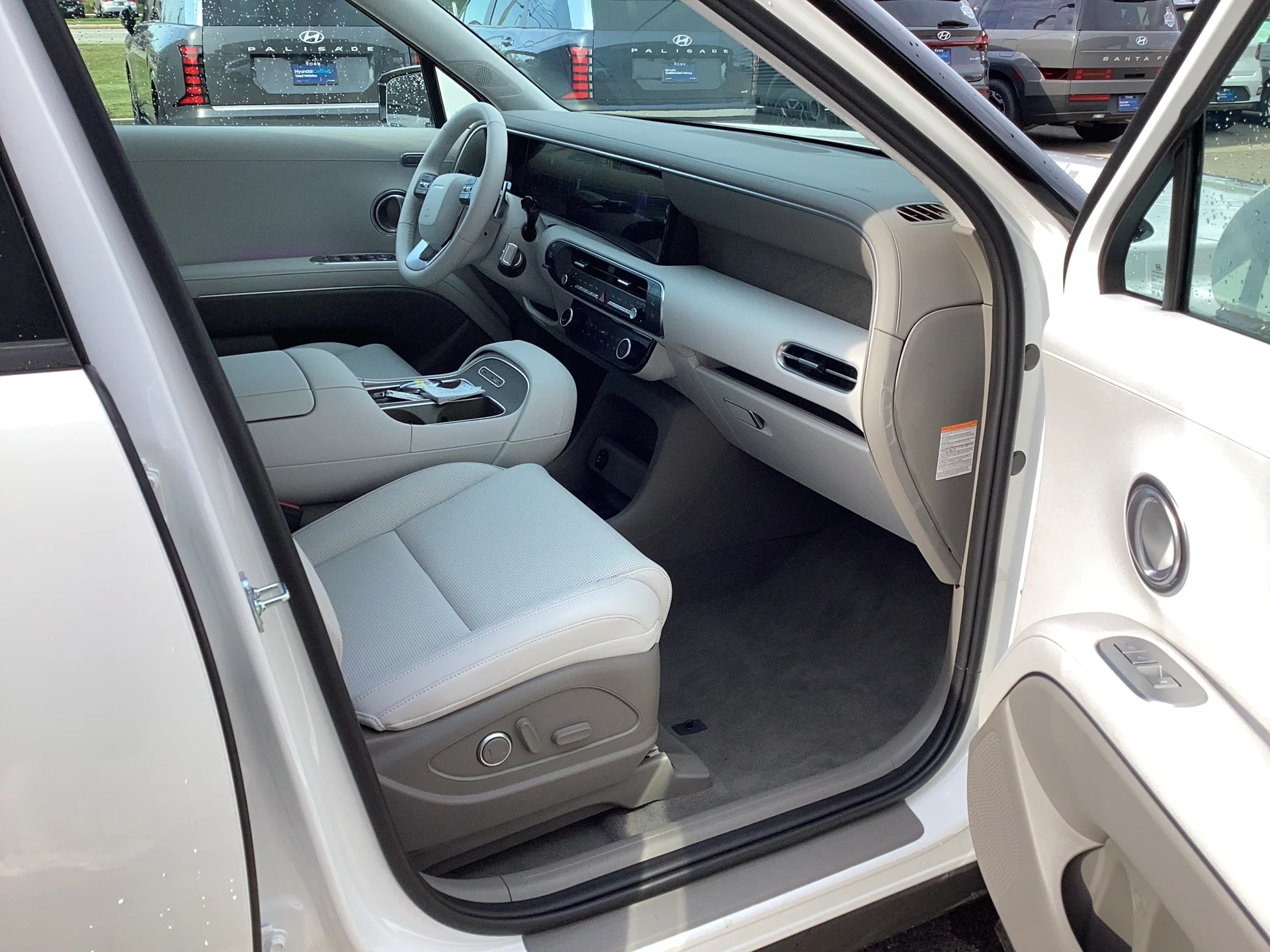 New 2026 Creamy White Pearl Hyundai SEL Premium 8P image 5