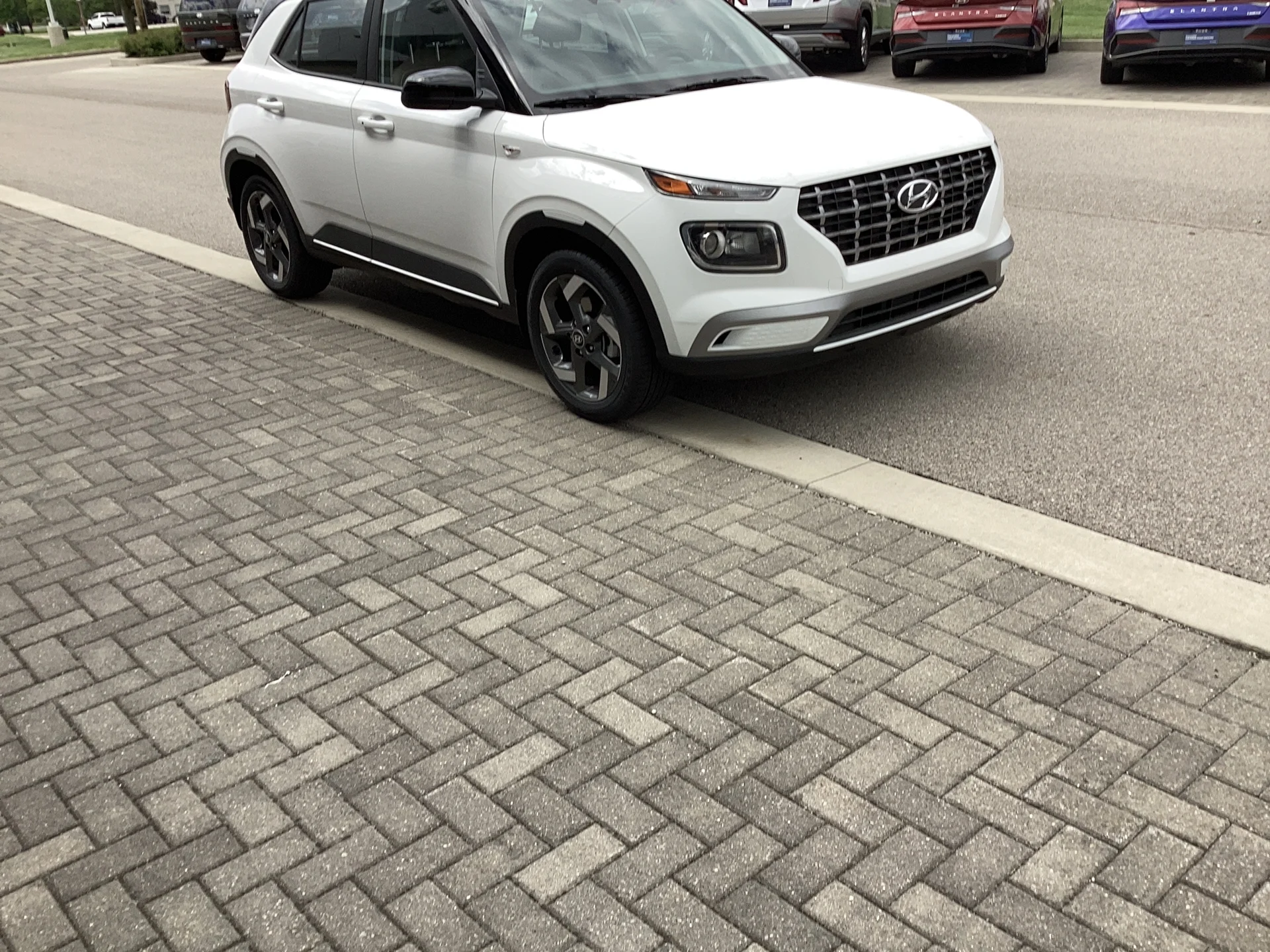 New 2026 Lunar White/Black Roof Hyundai SEL w/Two-Tone Roof image 2