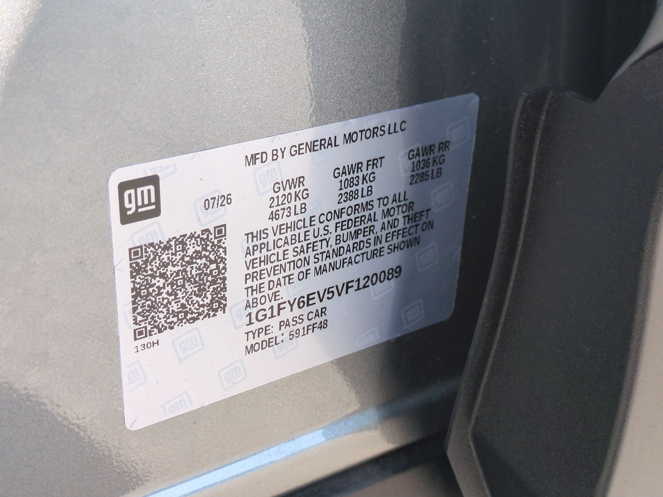 New 2027 Sterling Grey Metallic Chevrolet LT image 26