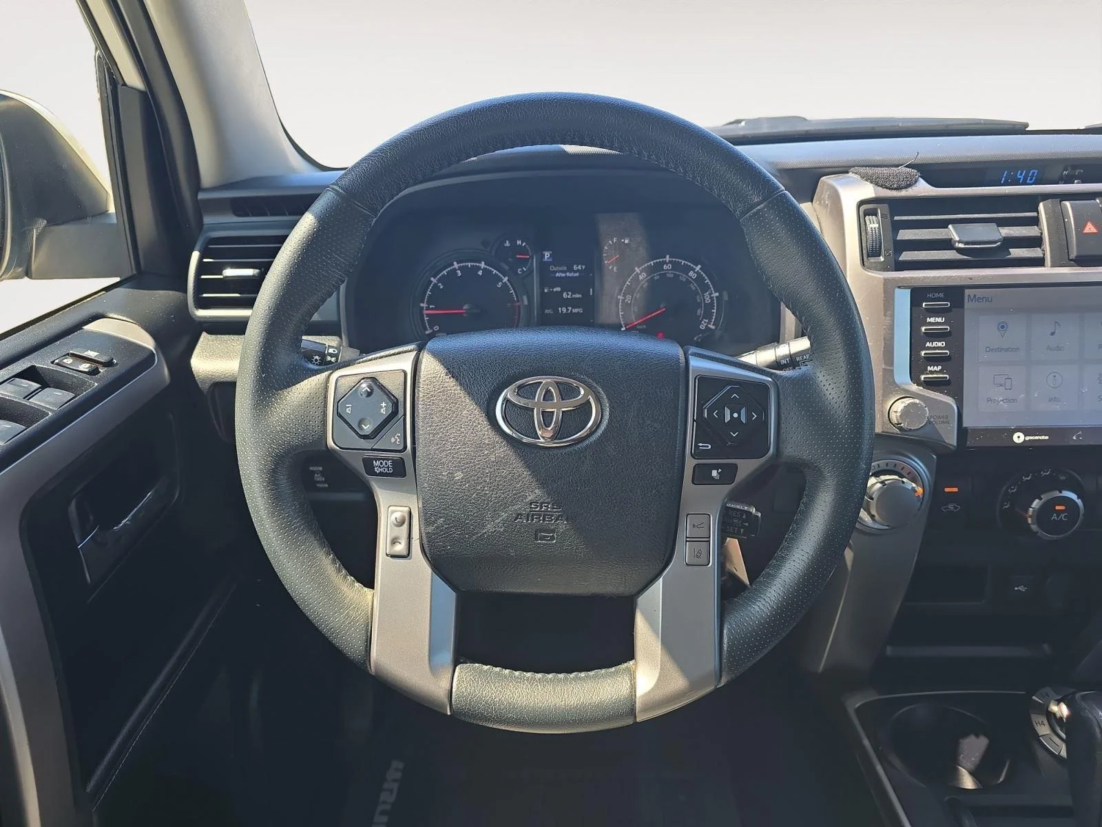 Used 2020 Super White Toyota SR5 image 11
