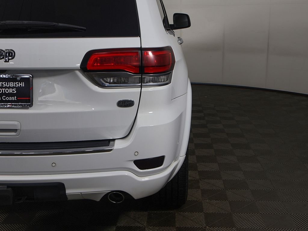 Used 2017 White Jeep Overland image 20