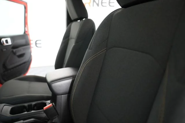 Used 2025 Red Jeep Sport S image 18