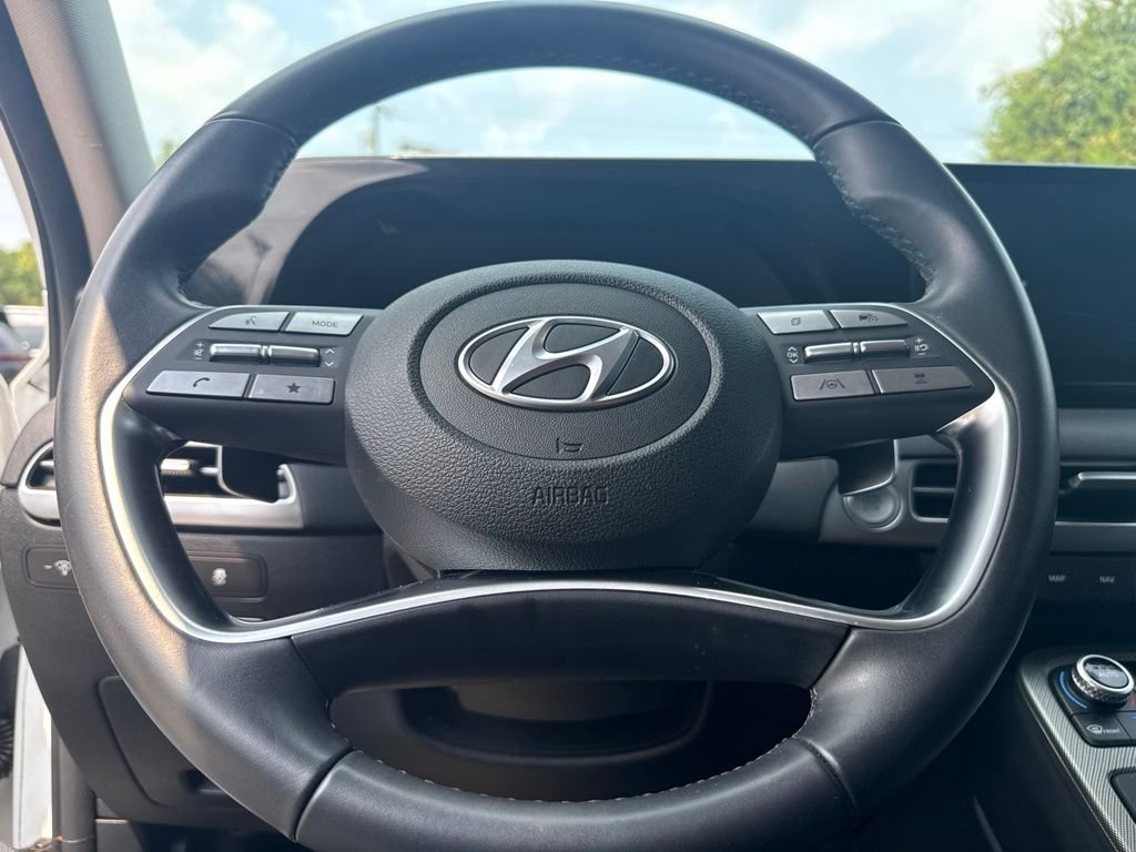 Used 2024 White Hyundai XRT image 7