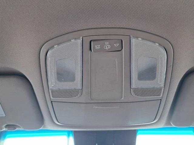 Used 2019 White Hyundai Value image 20