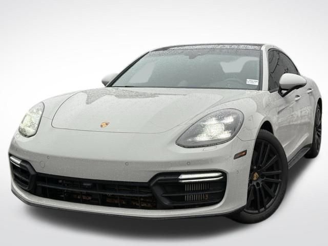 2019 Porsche Panamera GTS