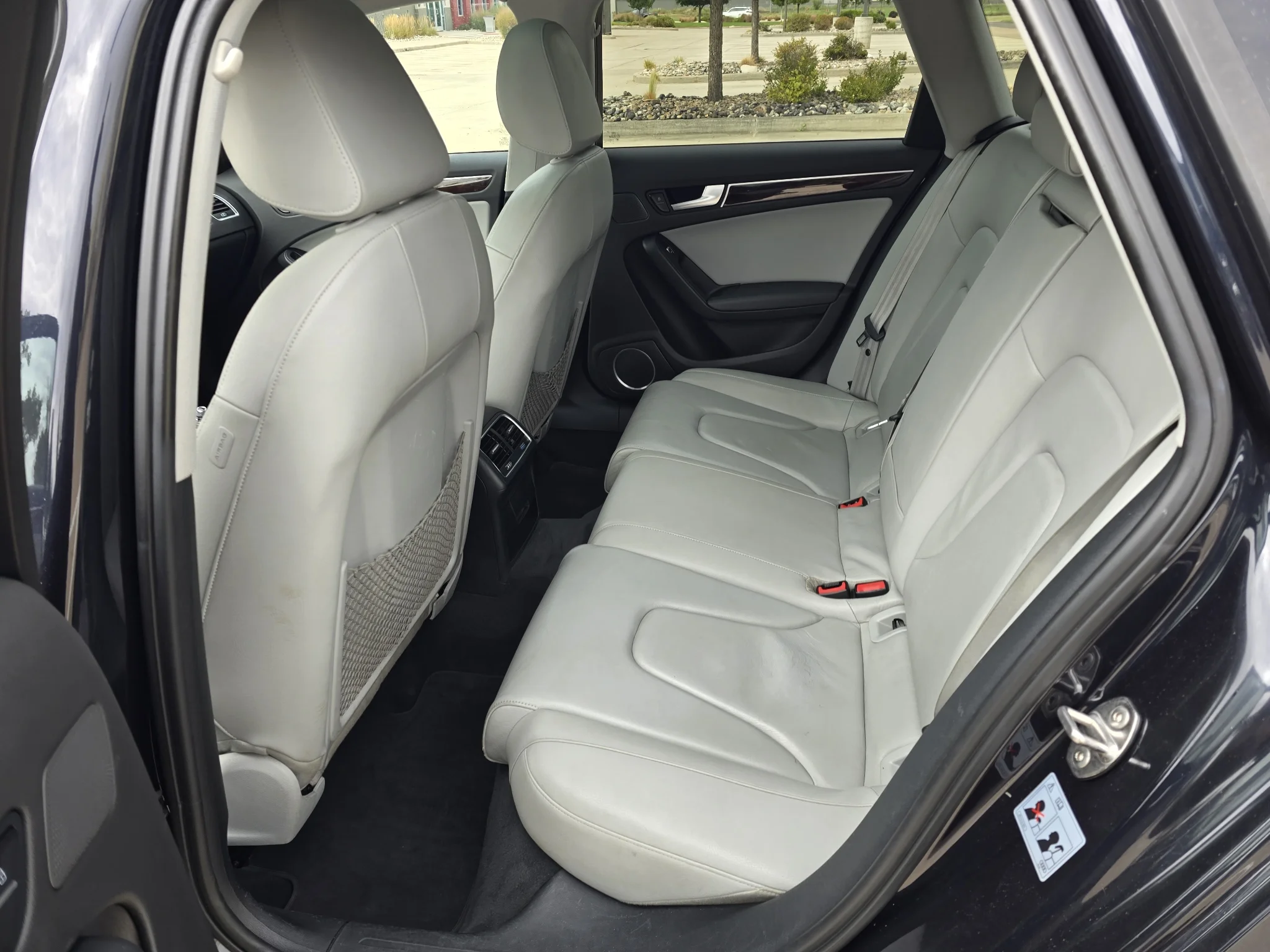 Used 2016 Moonlight Blue Metallic Audi Premium Plus image 14