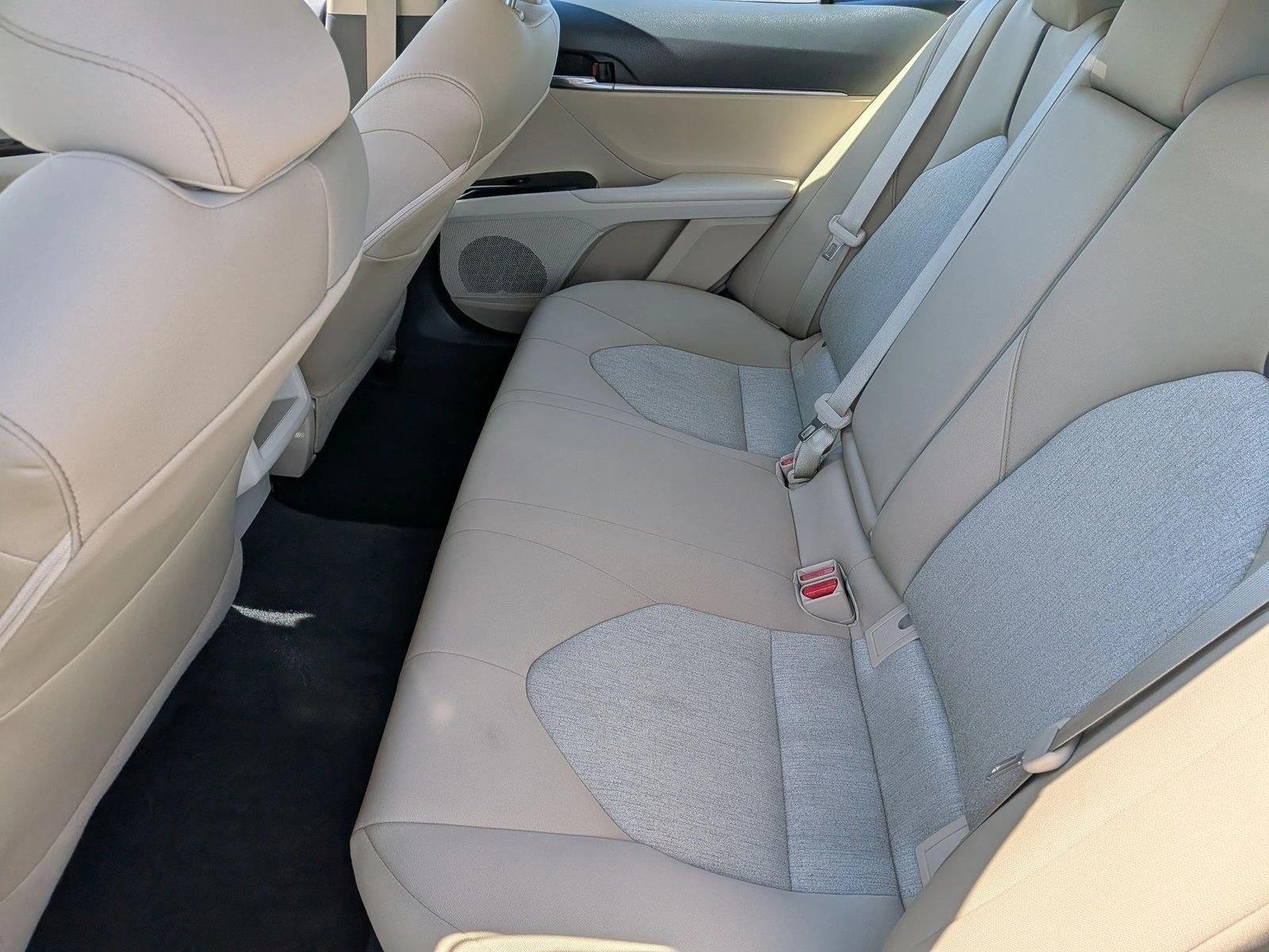Used 2019 Galactic Aqua Mica Toyota LE image 17