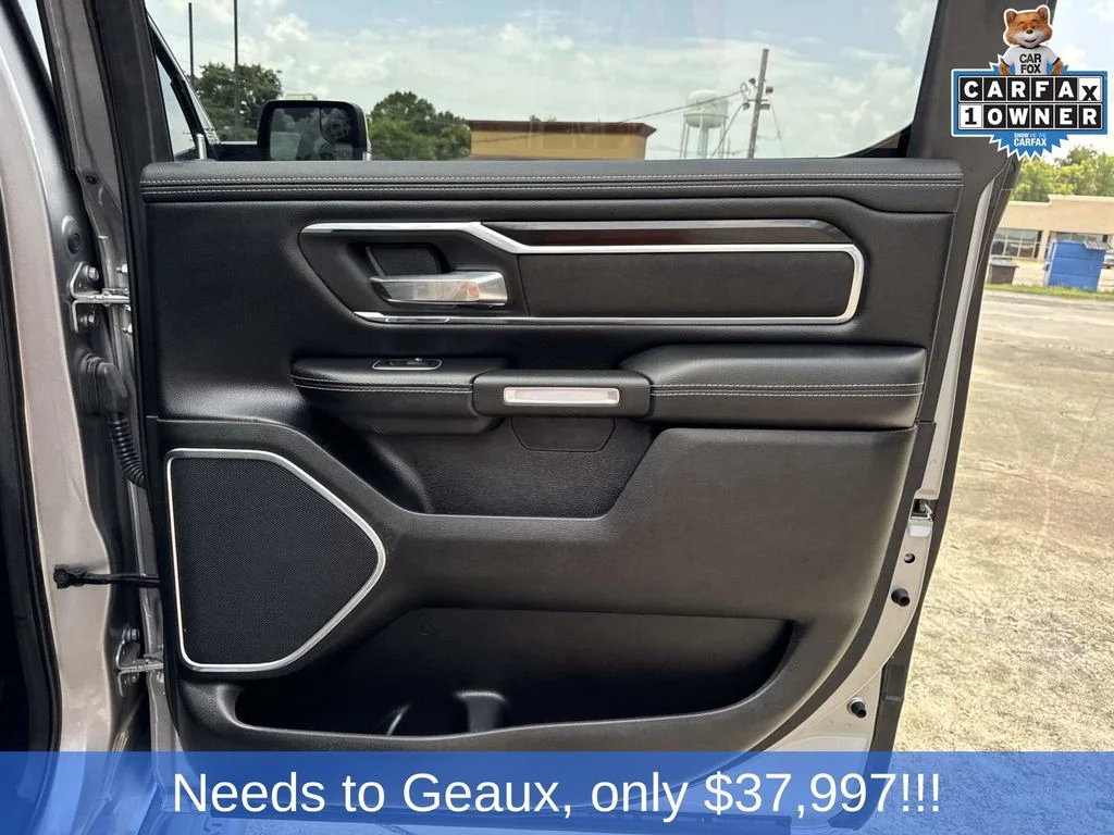Used 2022 Silver Ram Laramie image 31
