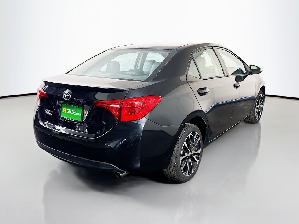 Used 2018 Black Sand Pearl Toyota SE image 7