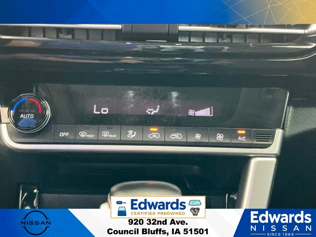 Used 2022 Blue Kia EX image 23
