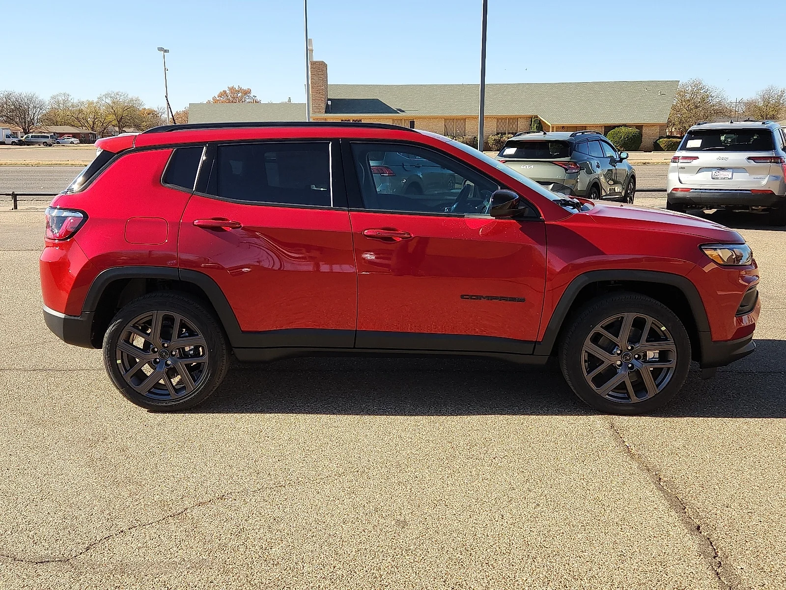 New 2026 PR6 Red Hot Pea Jeep LATITUDE ALTITUDE 4X4 image 5