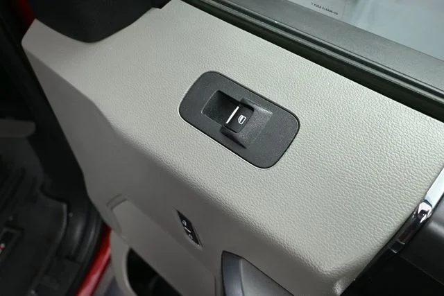 Used 2019 Red Ford XLT image 42