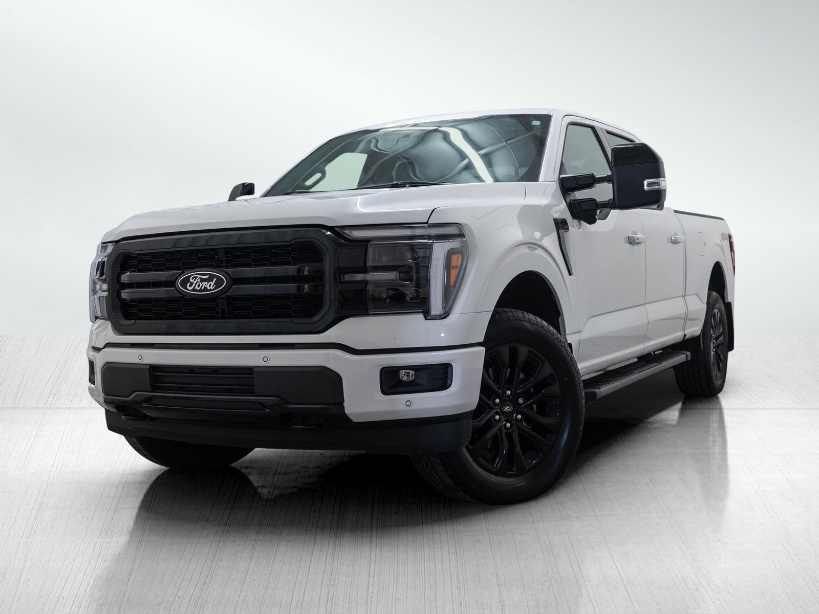 2025 Ford F-150 Lariat 4x4 SuperCrew 157 in's photo