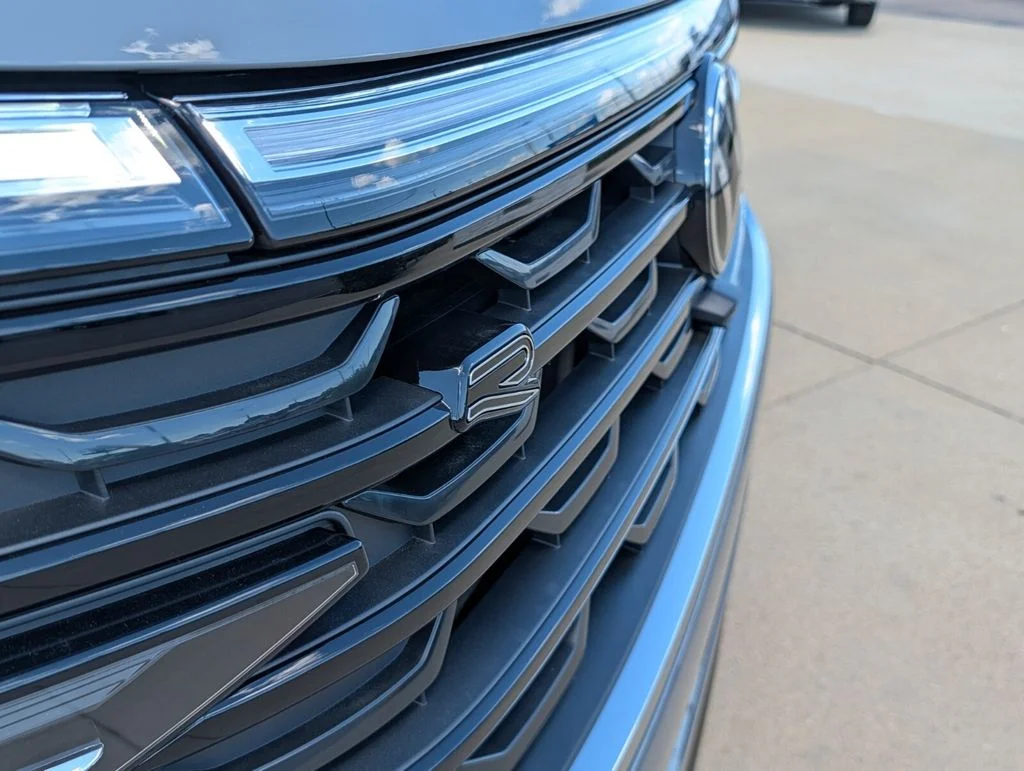 New 2026 Gray Volkswagen 2.0T SEL Premium R-Line image 3