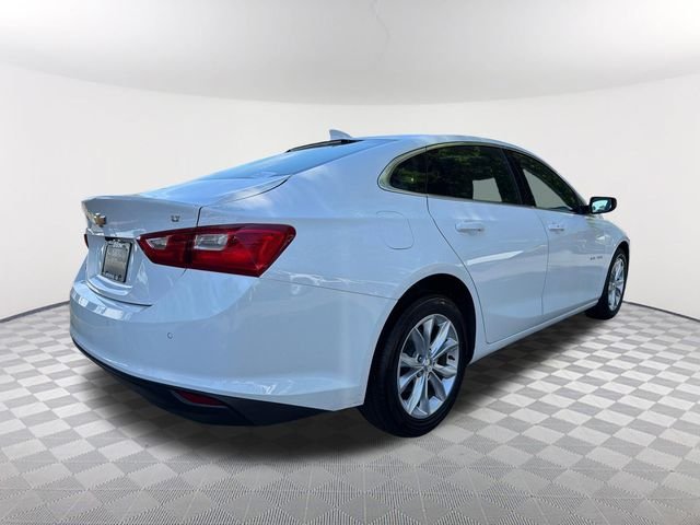 Used 2024 White Chevrolet LT image 5
