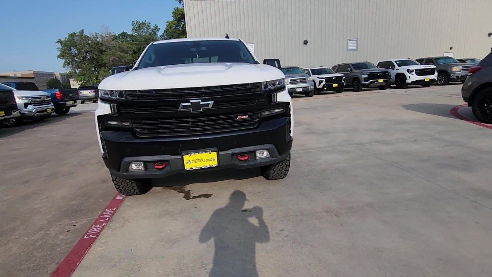 Certified Used 2020 SUMMIT WHITE Chevrolet LT Trail Boss image 3