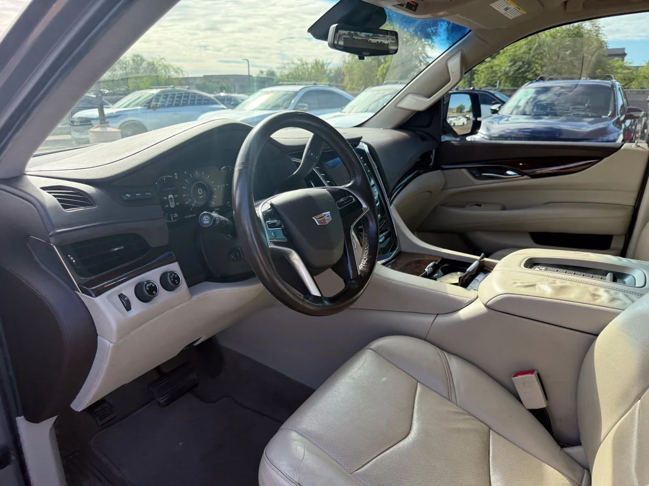 Used 2017 Bronze Dune Cadillac Luxury image 13