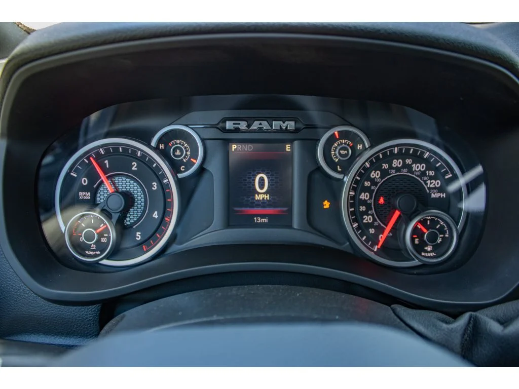 New 2026 Bright White Clearcoat Ram Tradesman image 35