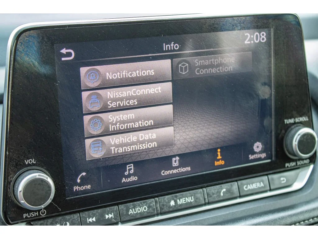 Used 2024 Everest White Pearl Nissan SV image 44