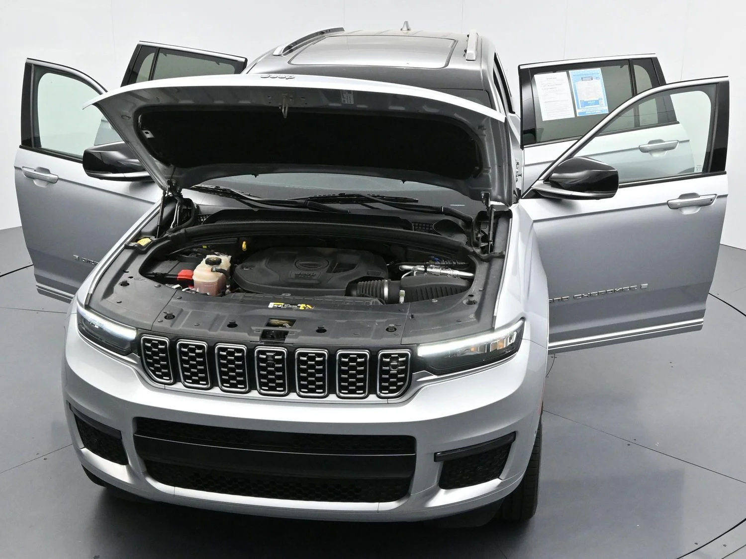 Used 2023 Silver Zynith Jeep Summit Reserve image 41