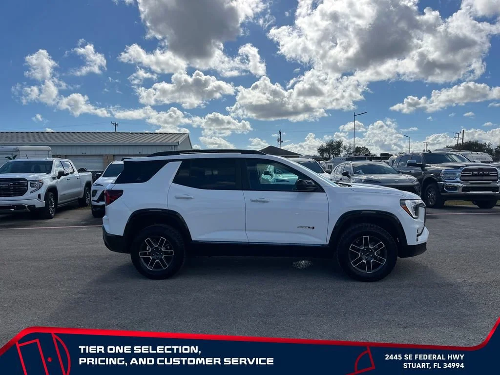 New 2026 Summit White GMC AT4 image 8