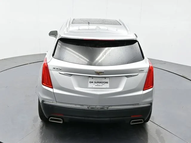 Used 2017 RADIANT SILVER METALLIC Cadillac Luxury FWD image 38