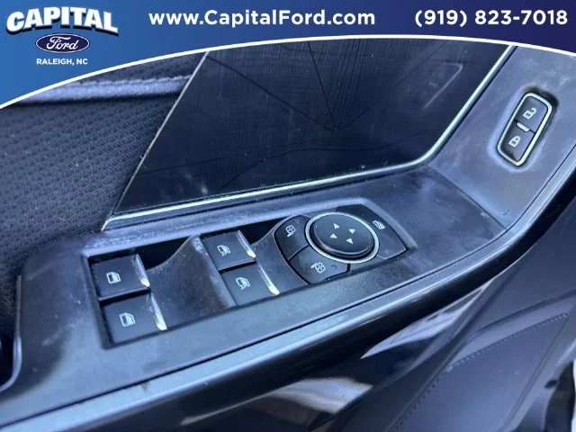 Used 2021 White Ford XLT image 20