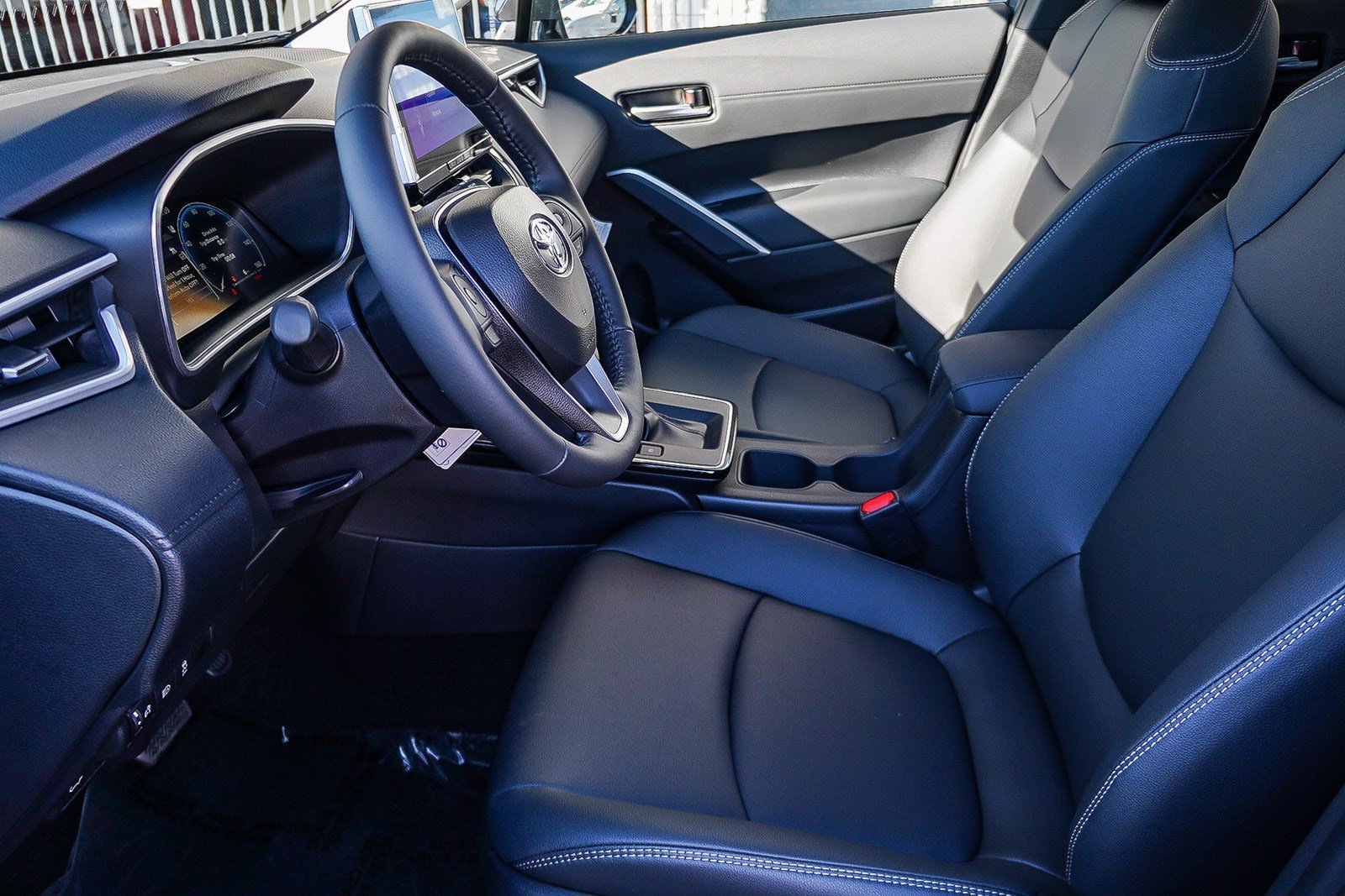 New 2026 Wind Chill Pearl Toyota XLE image 21