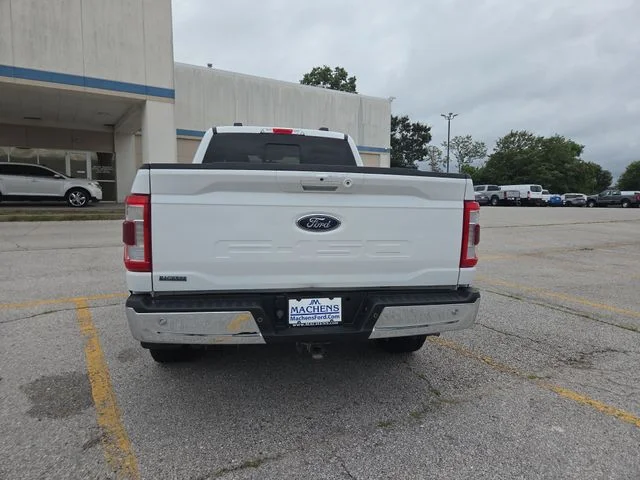 Used 2021 White Ford Lariat image 4