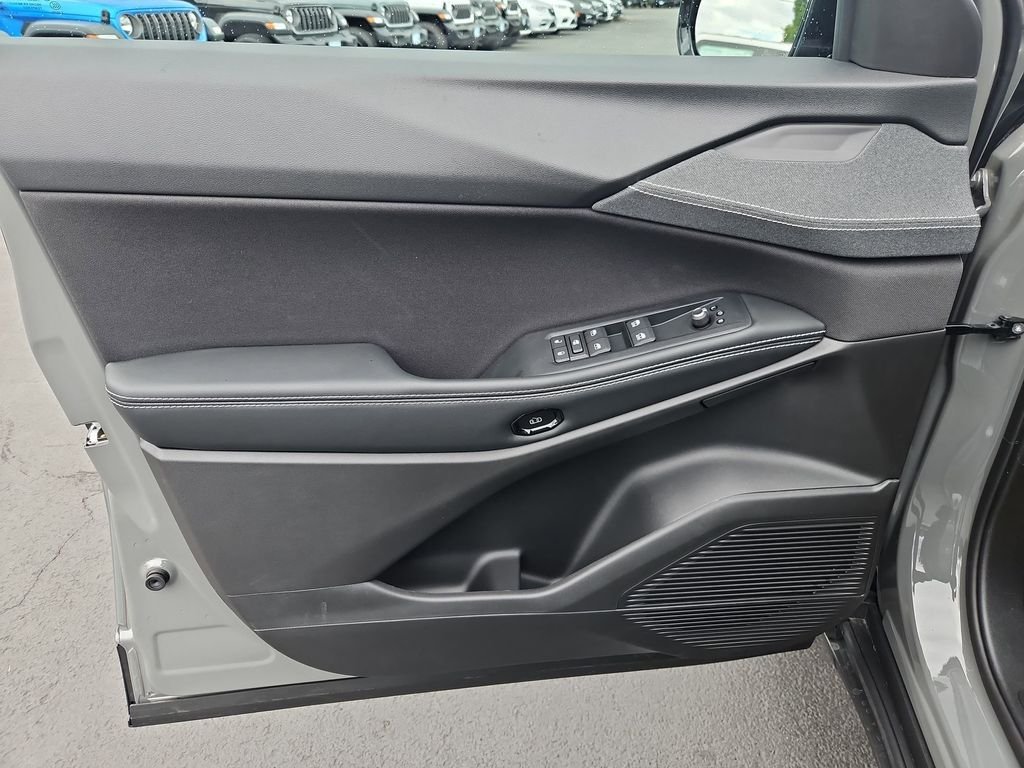 New 2026 Sting-Gray Clear-Coat Exterior Paint Jeep Laredo image 10