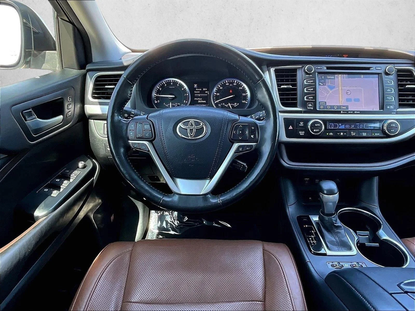 Used 2017 Blizzard Pearl Toyota Limited Platinum image 7