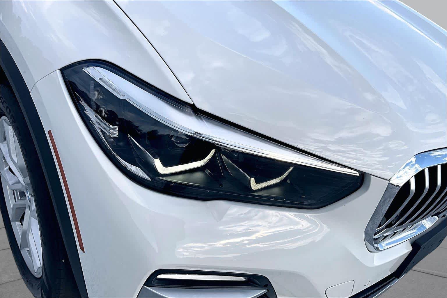 Used 2019 Alpine White BMW xDrive40i image 27
