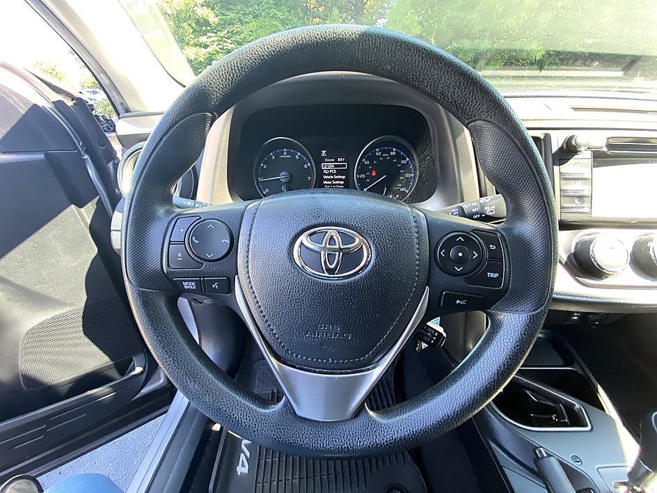 Used 2018 Silver Sky Metallic Toyota LE image 14