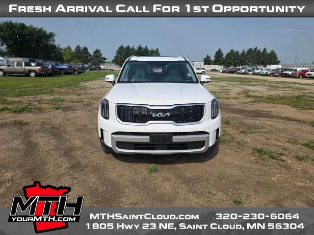 Used 2024 White Kia EX image 3