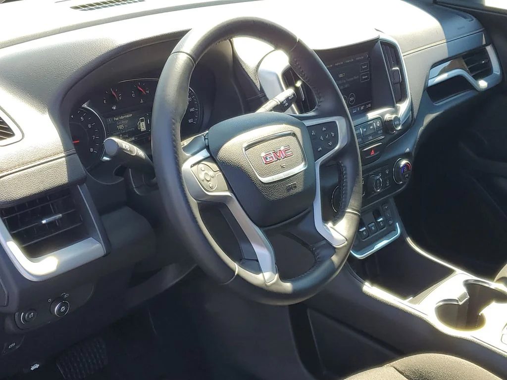 Used 2018 Ebony Twilight Metallic GMC SLE image 7