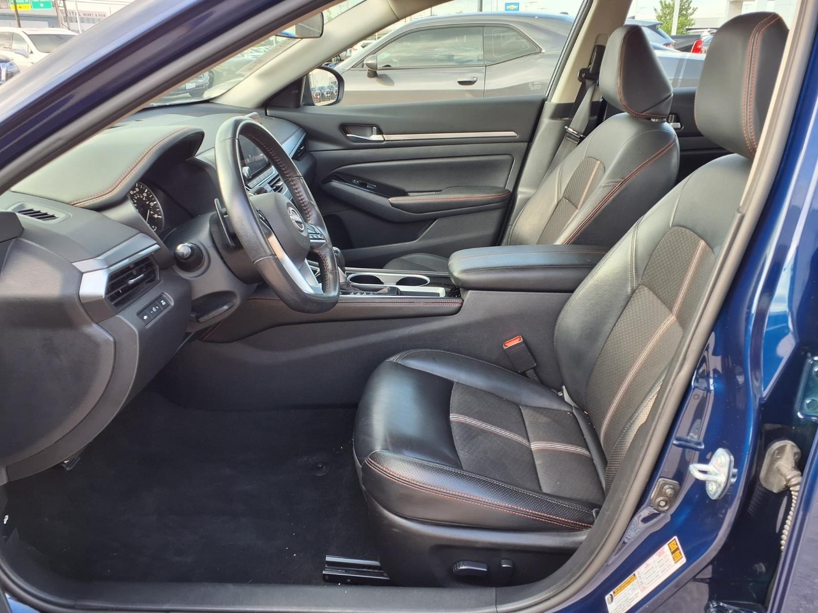 2024 Nissan Altima 2.5 SR Blue at Robbins Nissan