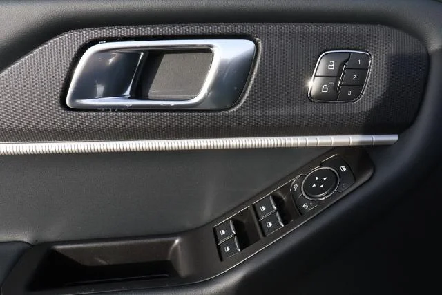 New 2026 Vapor Blue Metallic Ford Tremor® image 98