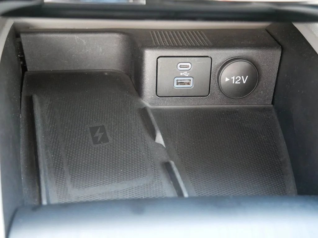 Certified Used 2023 White Ford Platinum image 24