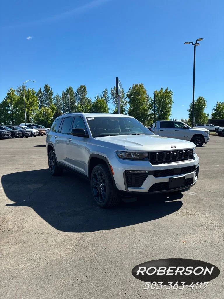 New 2026 Silver Zynith Exterior Paint Jeep  image 1