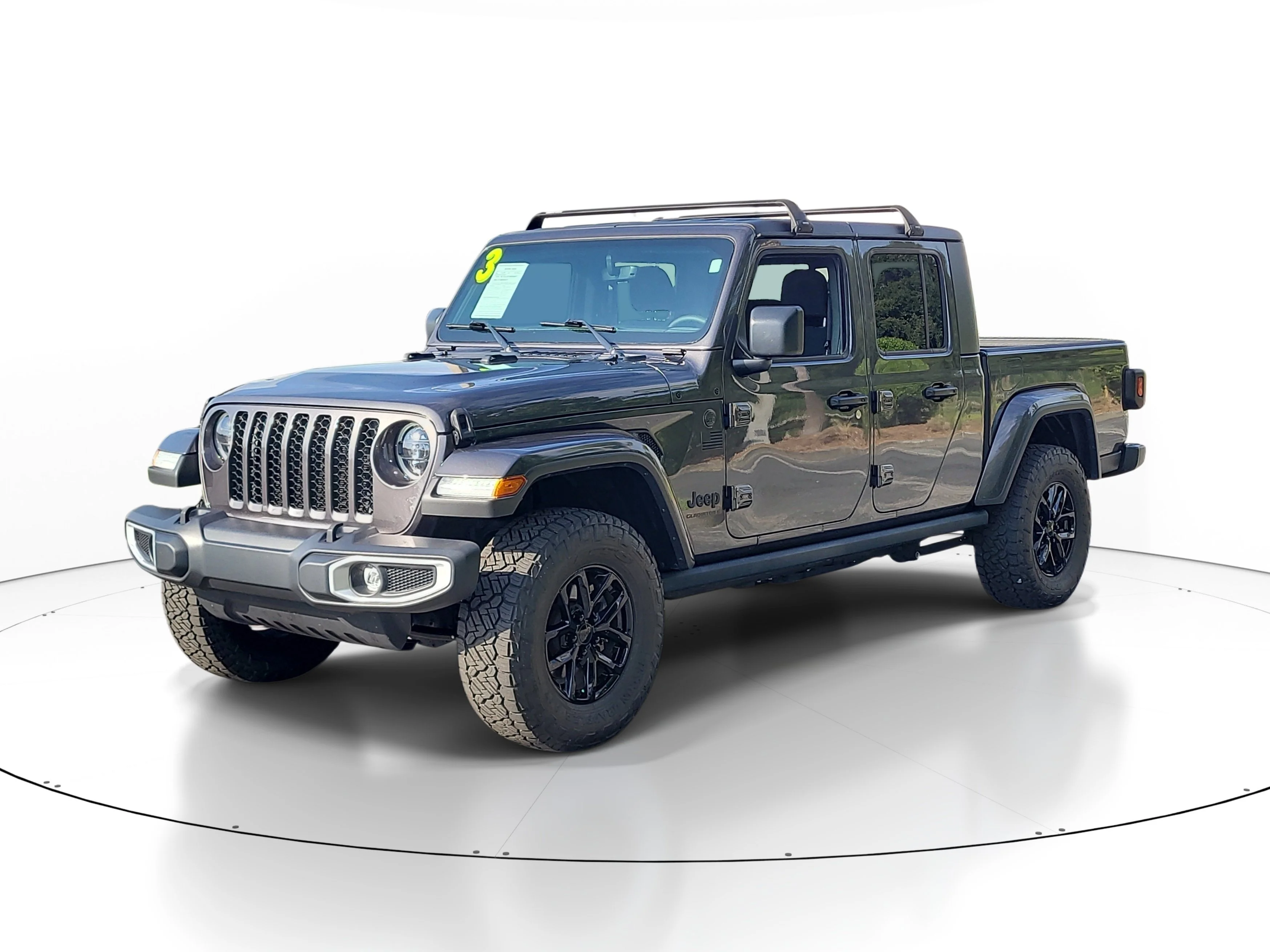 Used 2023 Granite Crystal Metallic Clearcoat Jeep Sport S image 3