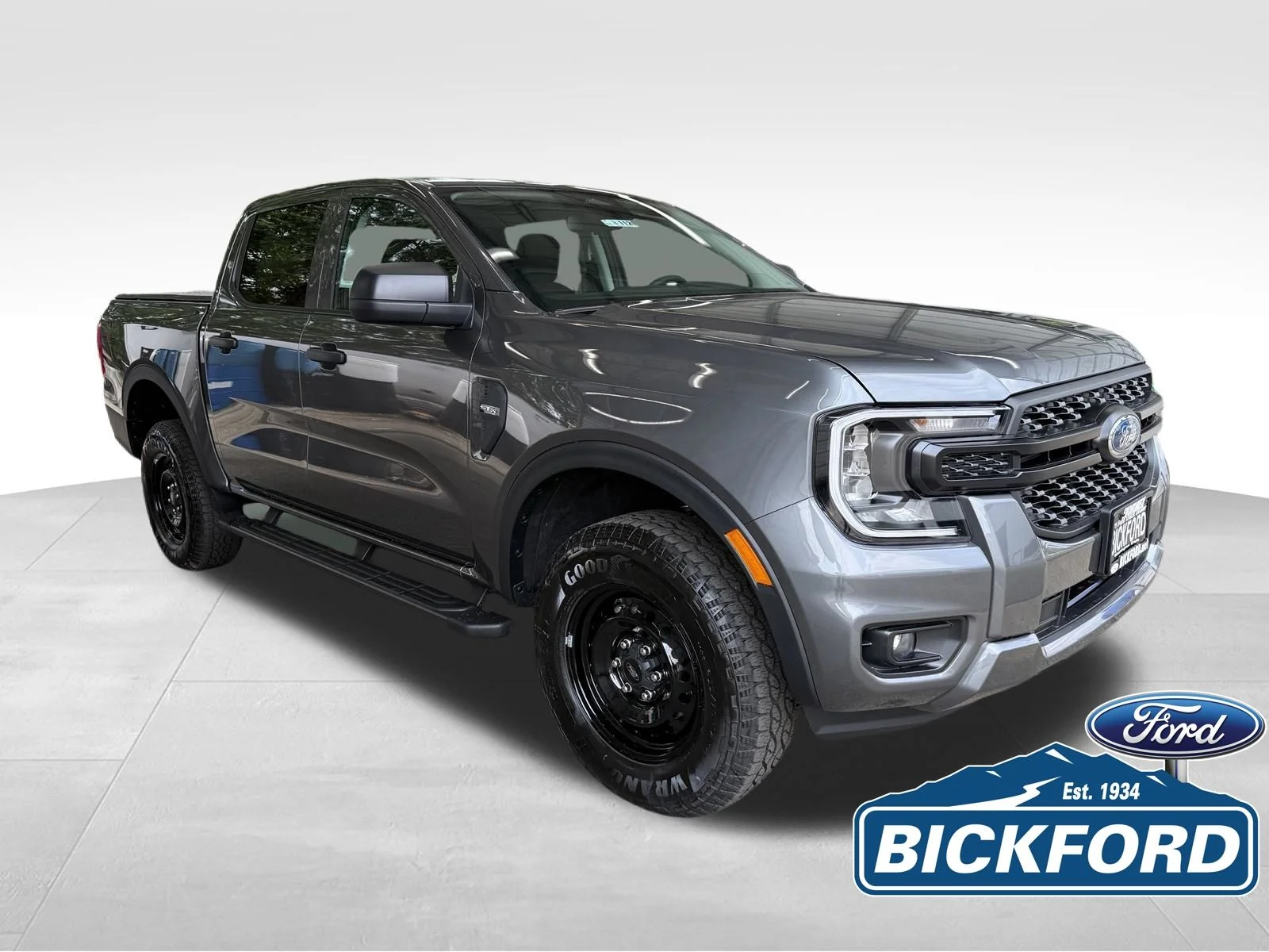 New 2026 Gray Ford XL image 3