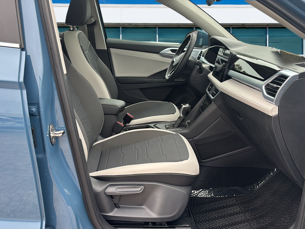 New 2026 Blue Volkswagen 1.5T SE image 11