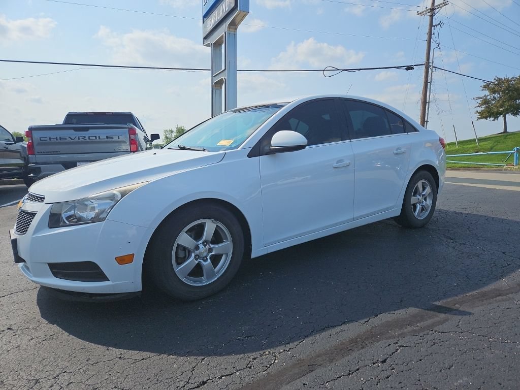 Used 2014 Chevrolet Cruze 1LT with VIN 1G1PC5SB7E7460040 for sale in Liberty, MO