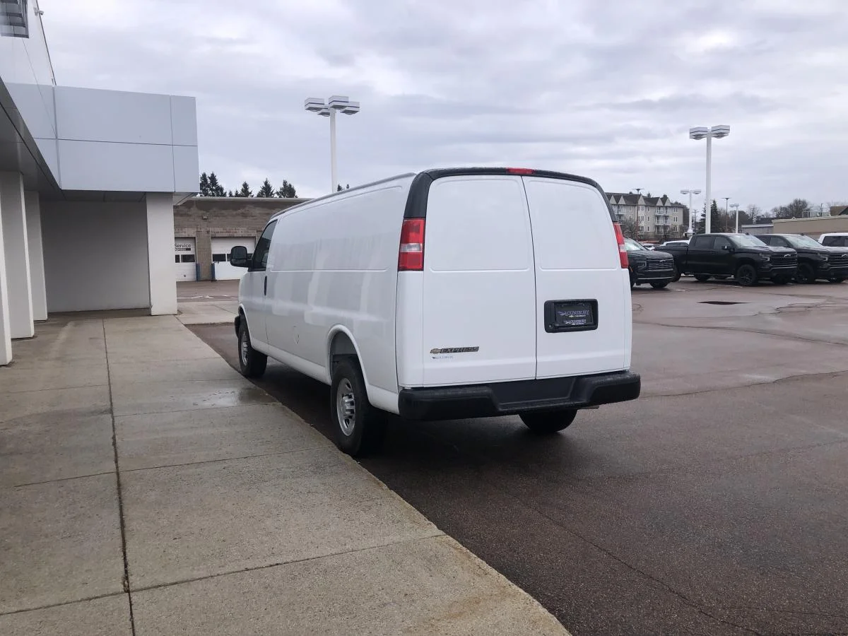 New 2026 White Chevrolet Rwd 2500 155 image 5